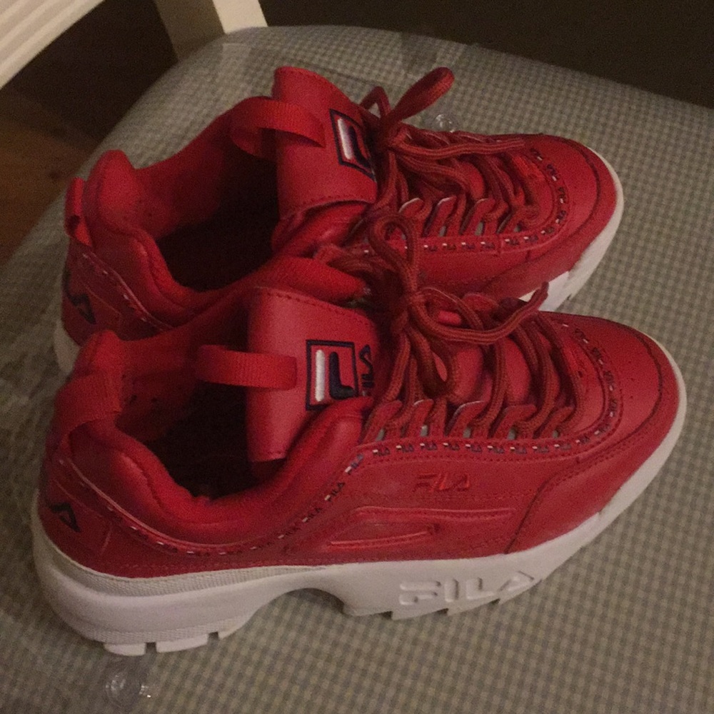 red fila disruptor ll